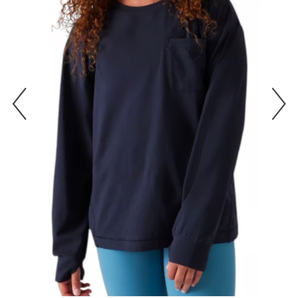 Athleta Girl Supima Oversized Top Navy Blue Long Sleeve Thumbholes S 7 658433